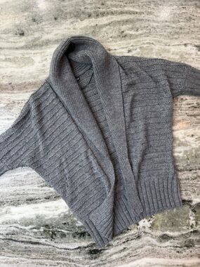 Express Women's Gray Shawl Collar Ribbed Cardigan